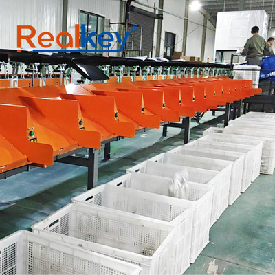 Good price Efficient Operation Tilt Tray Sortation Machine Suitable For Various Items Space Saving online